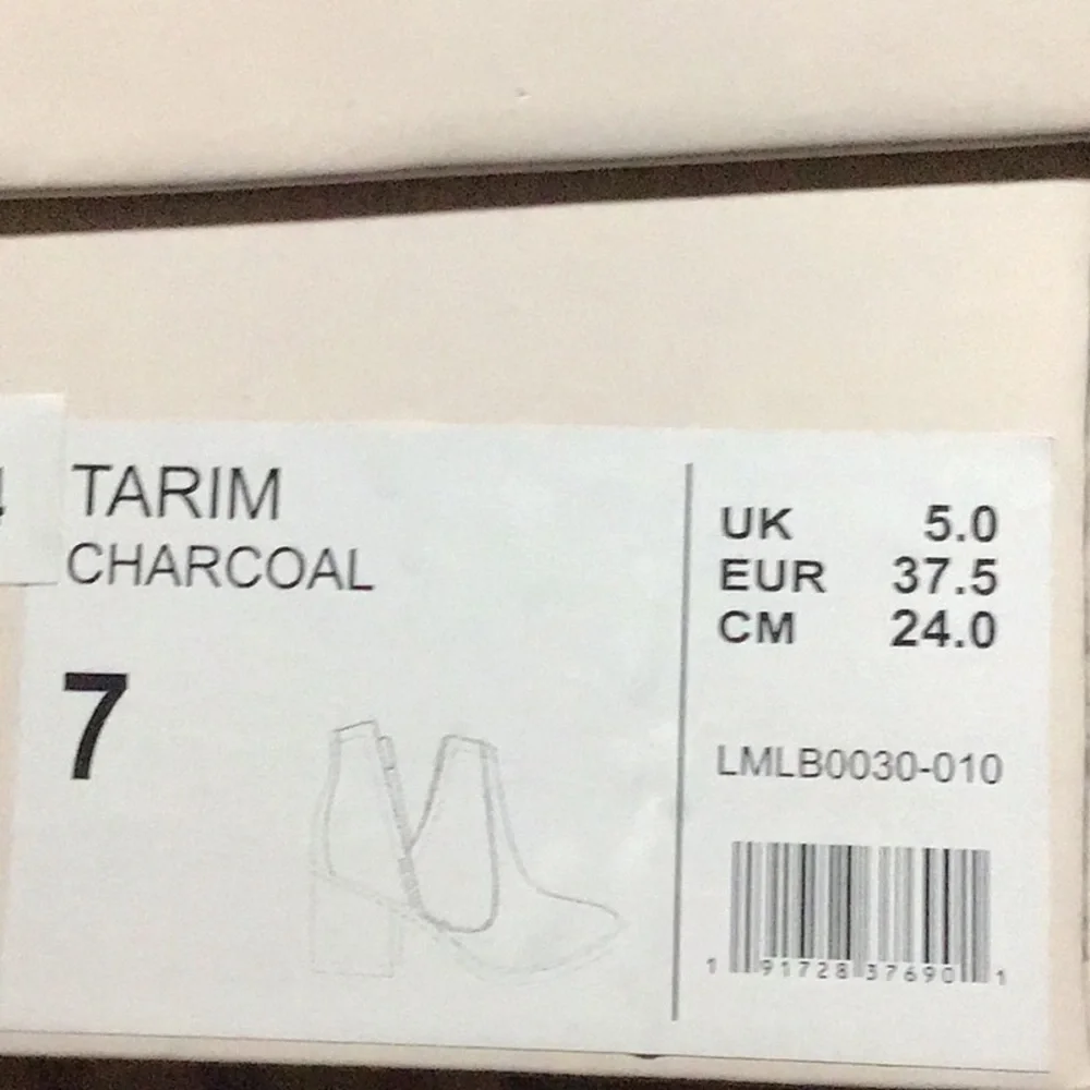 Not Rated Tarim Ankle Bootie 7M Charcoal Snake New - Picture 7 of 10